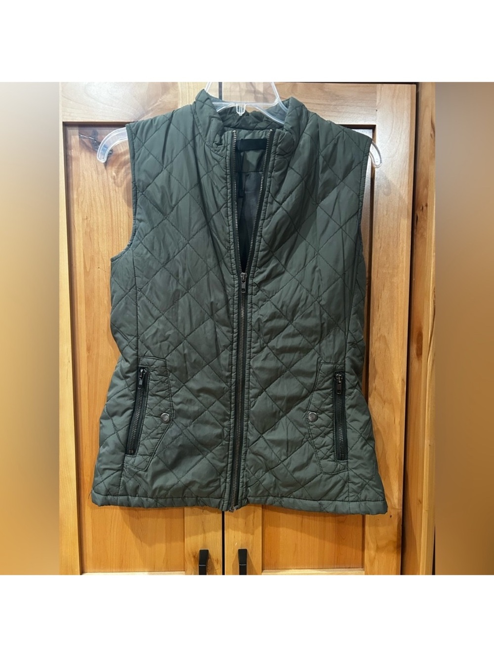 Allegra K olive green lightweight Quilted zipper puffer vest small S - Picture 2 of 3